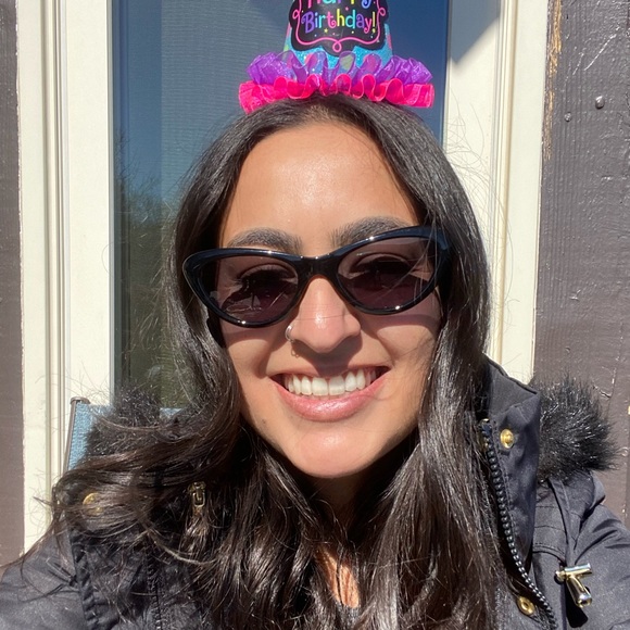 Meet your Posher, Bianca - Picture 1 of 1